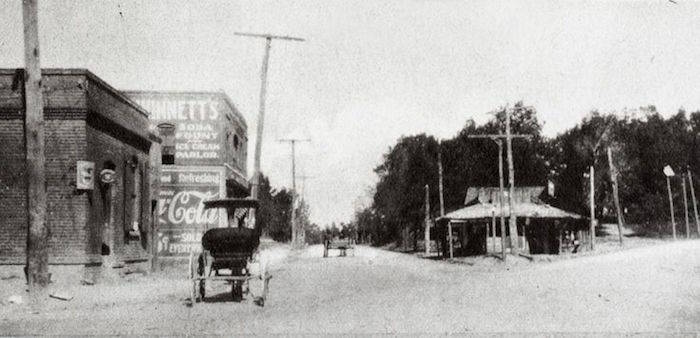 web1_buckhd-tria-copy Old Photo of Buckhead