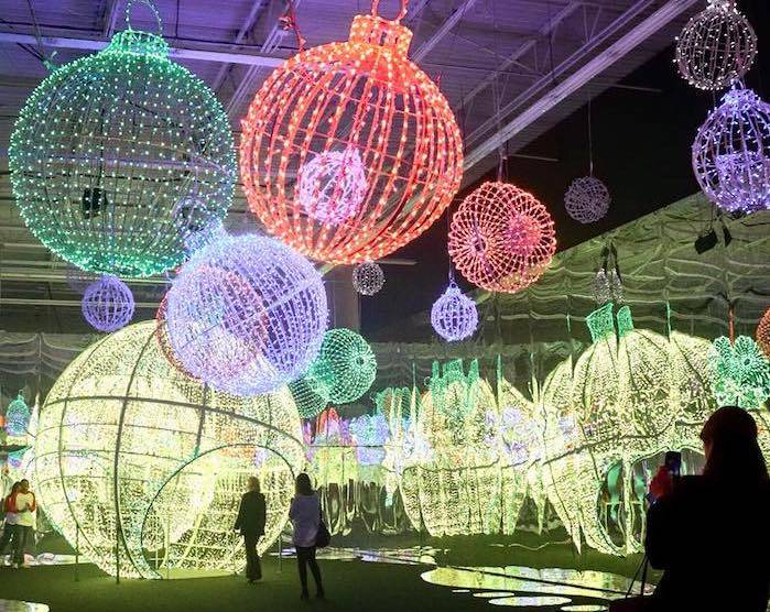 Santas fantastical holiday pop-up