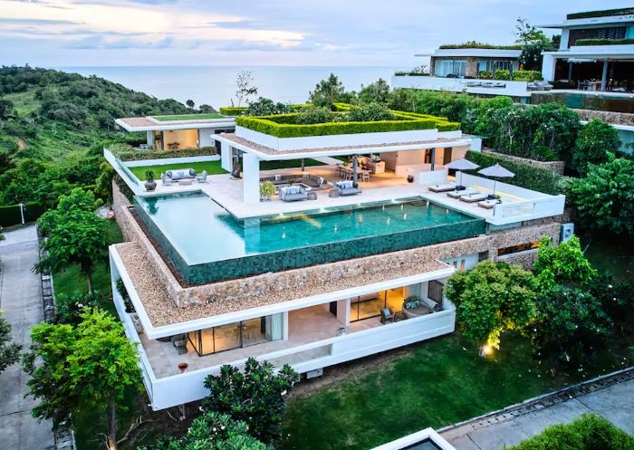 white-lotus-Airbnb-copy (1)